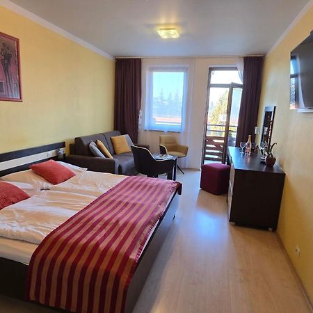 Apartman Aquapark - Hotel Besenova Ngoại thất bức ảnh