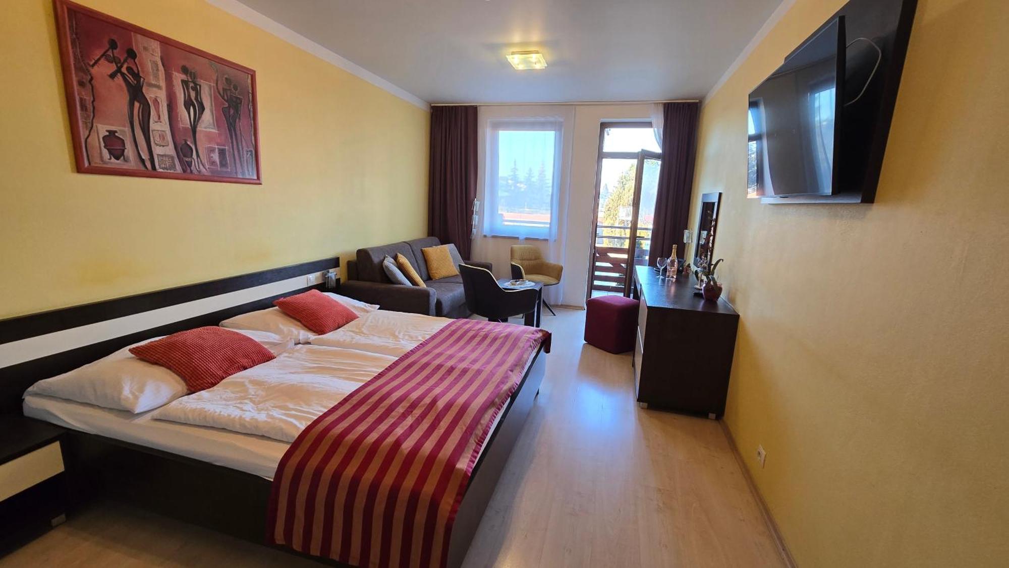 Apartman Aquapark - Hotel Besenova Ngoại thất bức ảnh